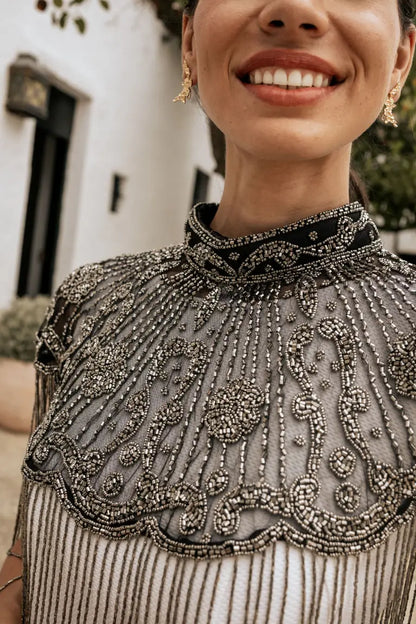 Capa Joya Bollywood Plateado y Negro