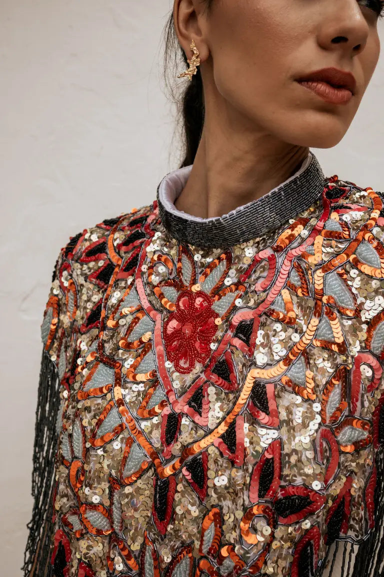 Capa Joya Elvy Gris perla, Dorado, Naranja y Rojo