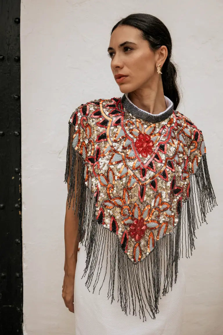 Capa Joya Elvy Gris perla, Dorado, Naranja y Rojo