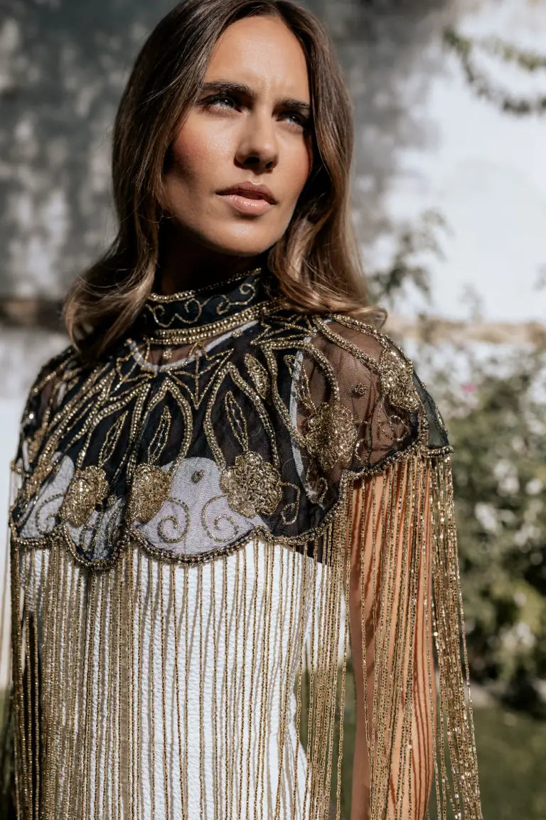 Capa Joya Leaf Negra y Dorado