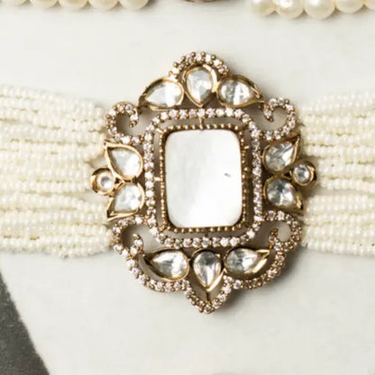 Choker Vintage Baline Mini Perlas