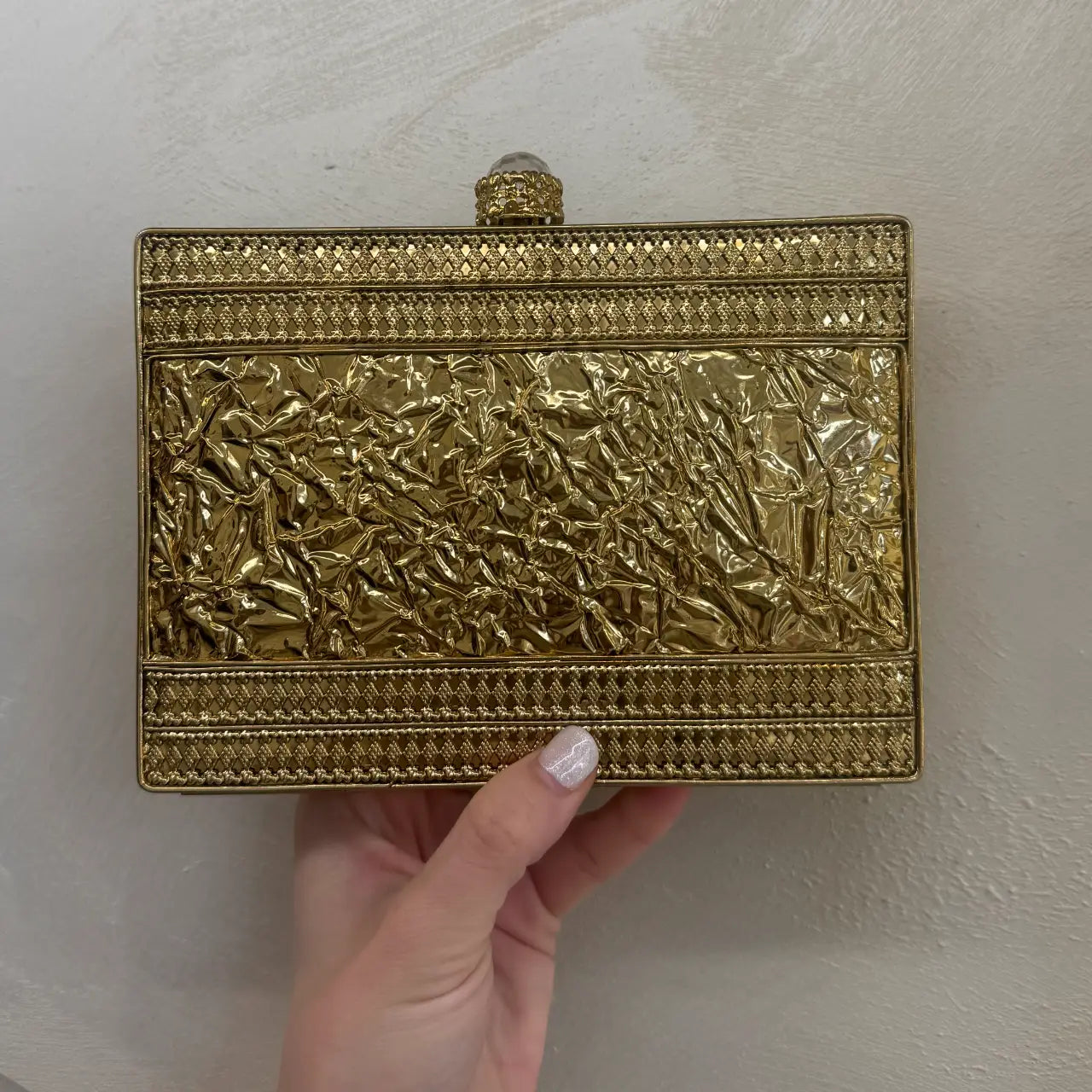 Clutch Deluxe Kanara