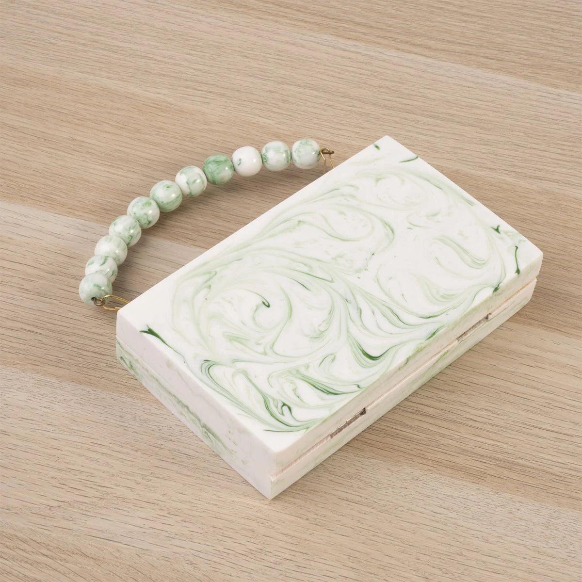 Clutch Bolas Verde y blanco