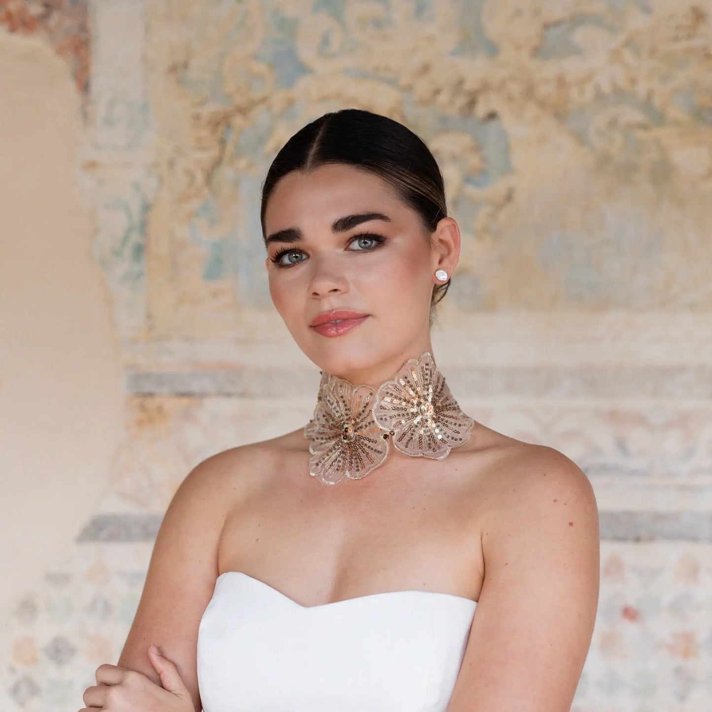 Choker Bordado Belle de Nuit Dorado