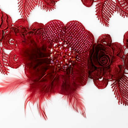 Collar Bordado Granatea Plumas Burdeos