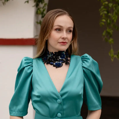 Collar Bordado Azuría Azul y Negro