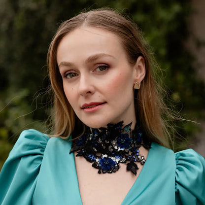 Collar Bordado Azuría Azul y Negro