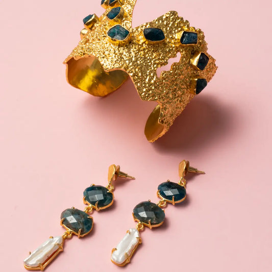 Conjunto Pendientes Neda Azul Apatita y Perla + Brazalete Sirena Rough Azul apatita