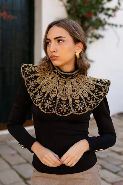 Cuello Joya Encanto Negro y Dorado