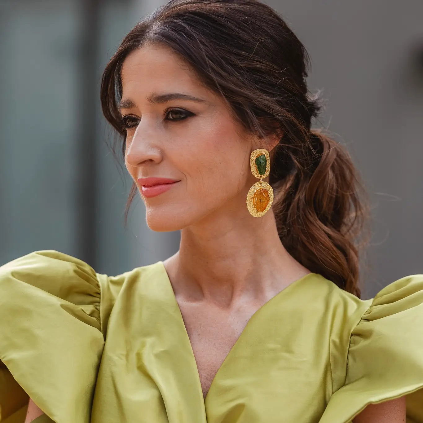 Pendientes Elenis Ed. Limitada Rough Verde y Amarillo