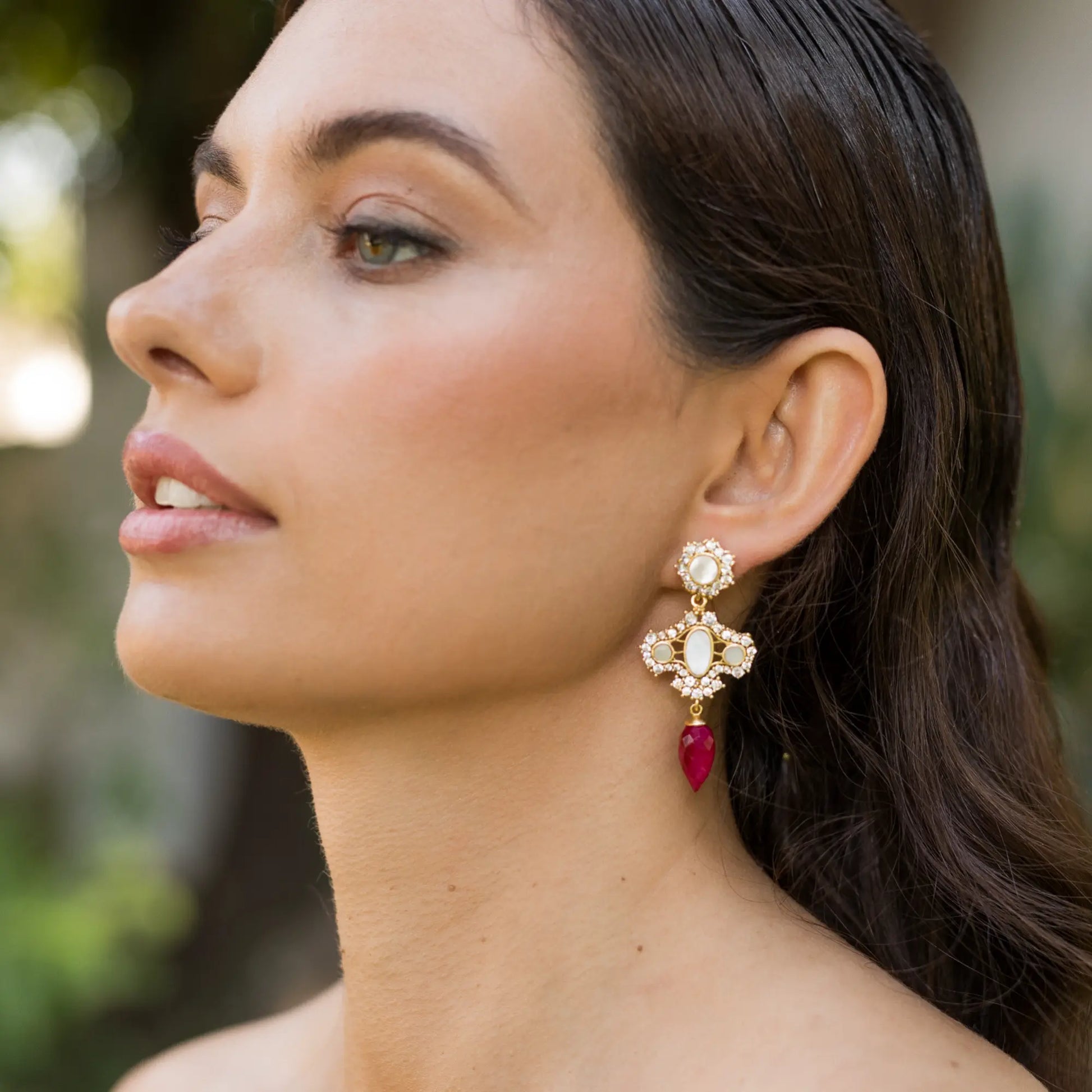 Pendientes Bellis Shine, Nácar y Rubí