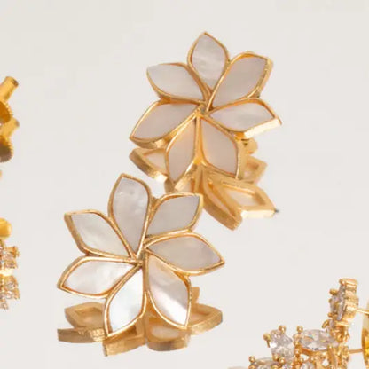 Pendientes Marisel Blanco nácar