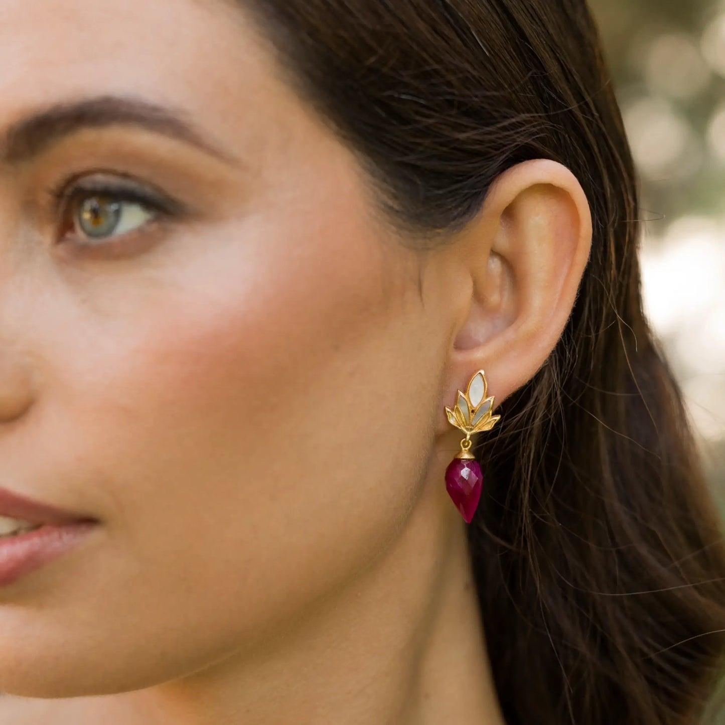 Pendientes Serenna Blanco nácar y Rubí