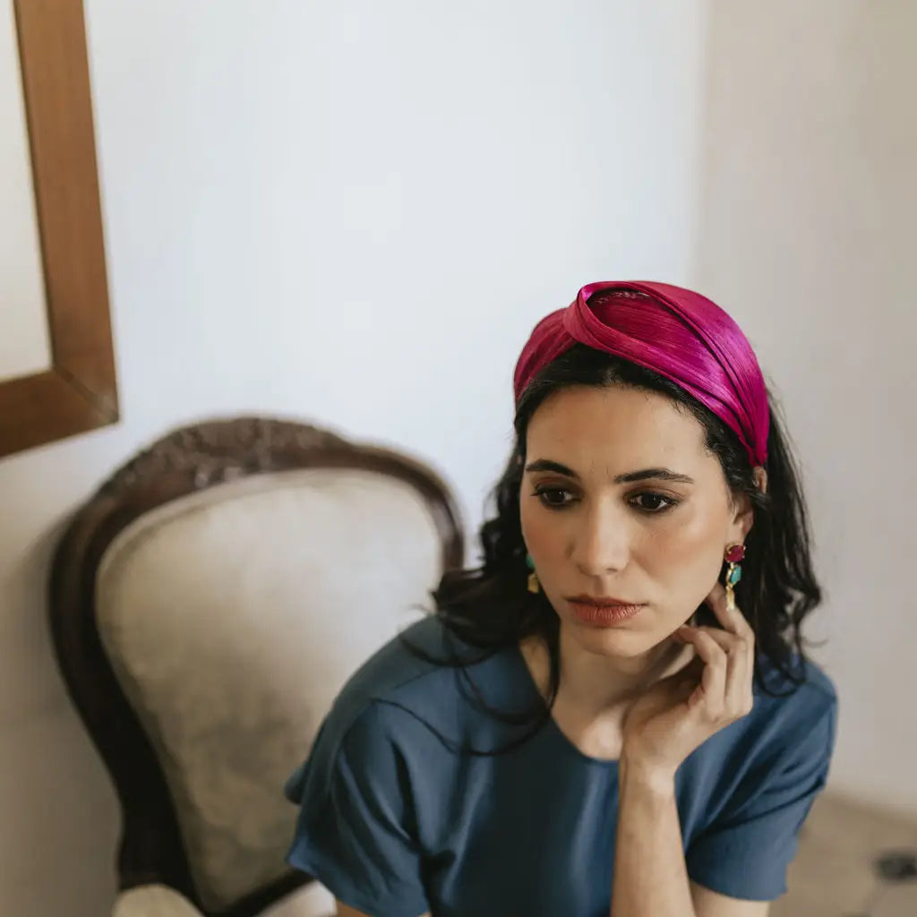 Tocado Diadema Lora Fucsia
