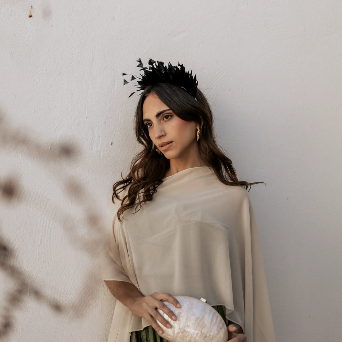 Tocado Diadema Viena Plumas Negra