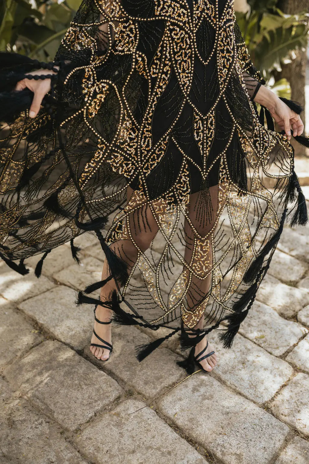 Vestido Kaftán Azabache Negro y Dorado