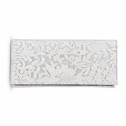 Bolso Sobre Encaje Blanco