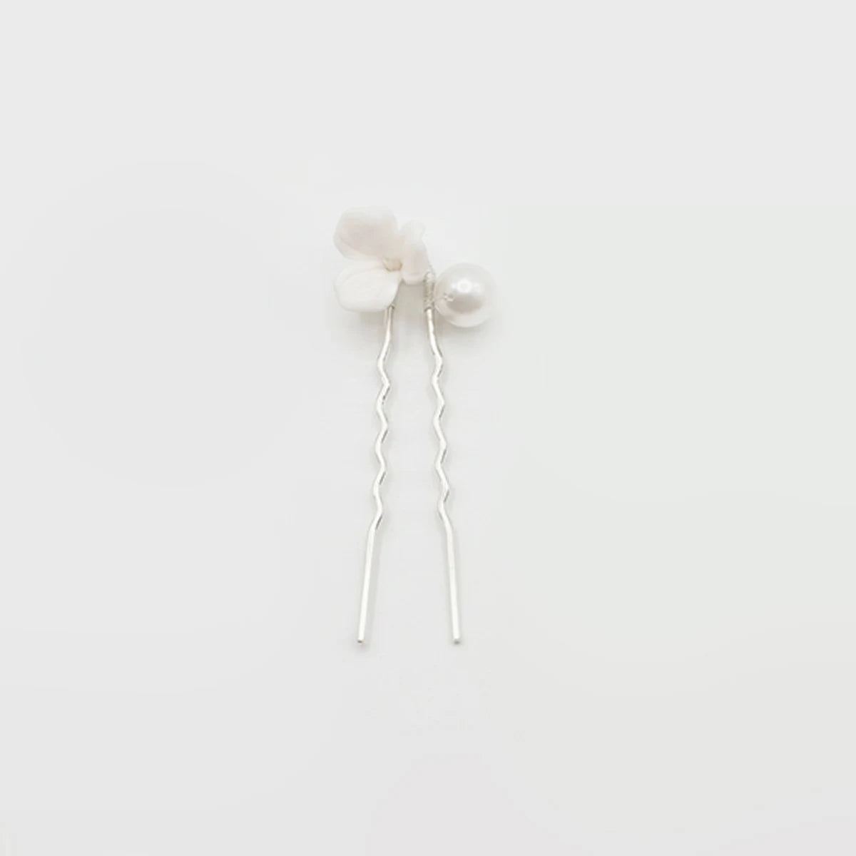 Horquilla Cerámica Blanca Pierisi Plata Tipo E - Flor y Perla