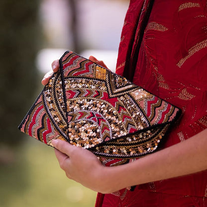 Bolso Joya Sobre Agra Negro, Rojo y Dorado